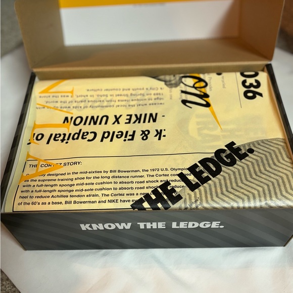 Nike Cortez SP men’s size 12 Lt smile grey/Blue Fury - Picture 7 of 8